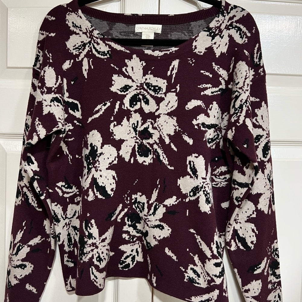 Cynthia Rowley Womens Long Sleeve Scoopneck Sweater Size Medium NWOT